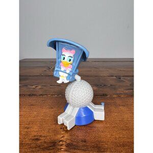 2020 Soarin' Daisy Duck 4.25" McDonald's Figure Walt Disney World Cake Topper